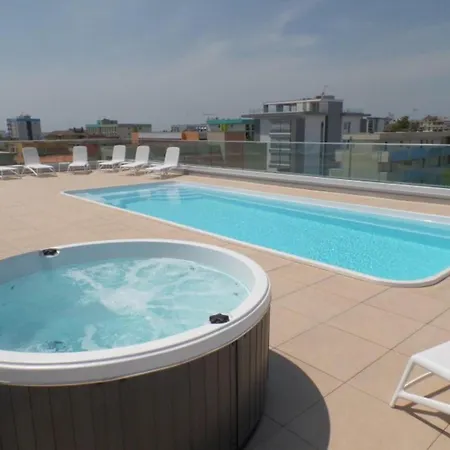 Апартаменты Airy Featuring Private Terraces Бибионе